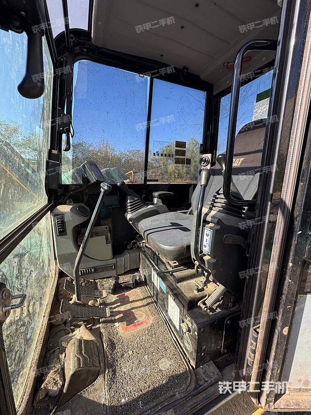 发动机整体俯视（整机外观）