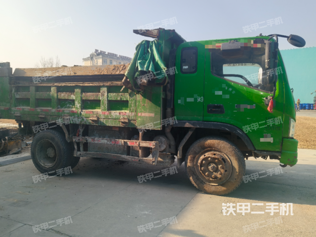 整机右侧（设备外观及核心部件）