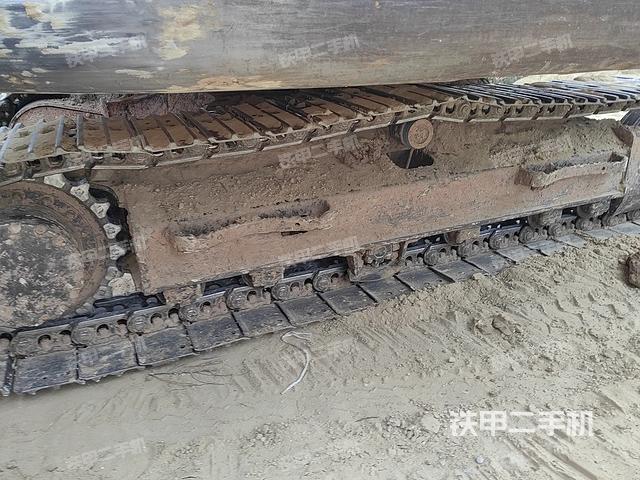 單側履帶整體（整機外觀）