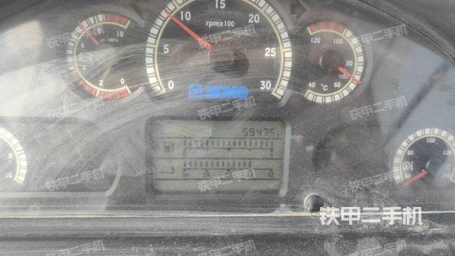 駕駛室操作臺(整機外觀及大件) 駕駛室操作臺(整機外觀及大件)