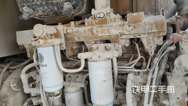 發(fā)動機左側(cè)(整機外觀及大件) 發(fā)動機左側(cè)(整機外觀及大件)