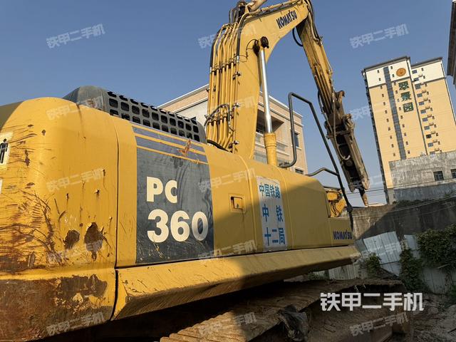 整機(jī)右后45°(整機(jī)外觀) 整機(jī)右后45°(整機(jī)外觀)