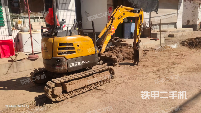 整機(jī)右后45°（整機(jī)外觀）