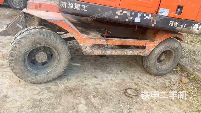 單側(cè)履帶整體（整機外觀）