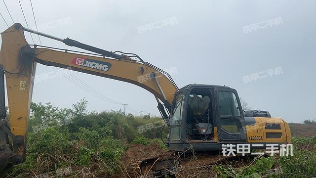 徐工XE205DA挖掘机