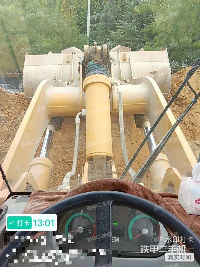 駕駛室工作臺（整機外觀及大件）