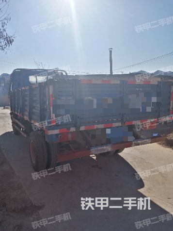 整機右后45°（設備外觀及核心部件）