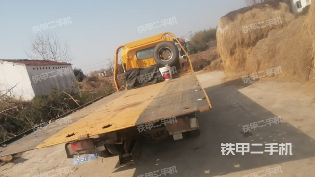 程力专汽CL1310LDJ平板运输车的设备实拍-第2张实拍照片