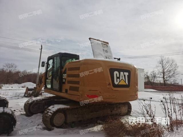 驾驶室顶部（整机外观）