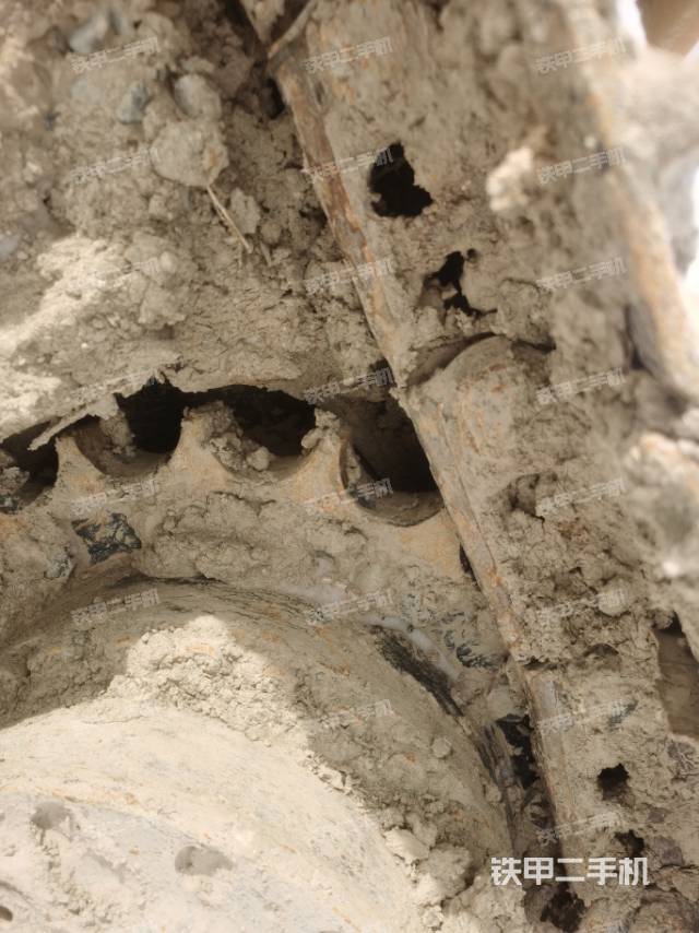 单侧履带整体（整机外观）