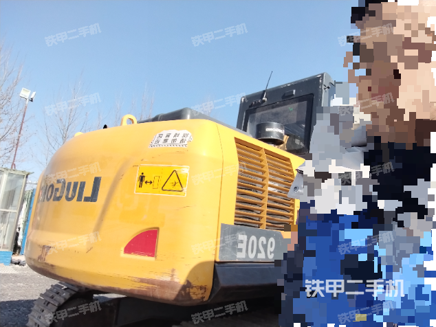 整機右后45°(整機外觀) 整機右后45°(整機外觀)