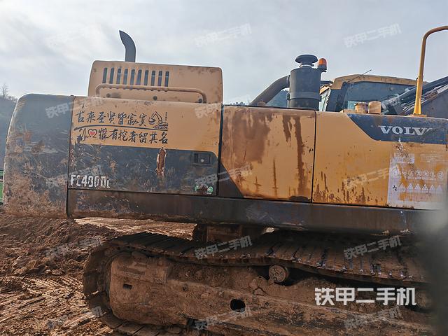 整机右后45°（整机外观）