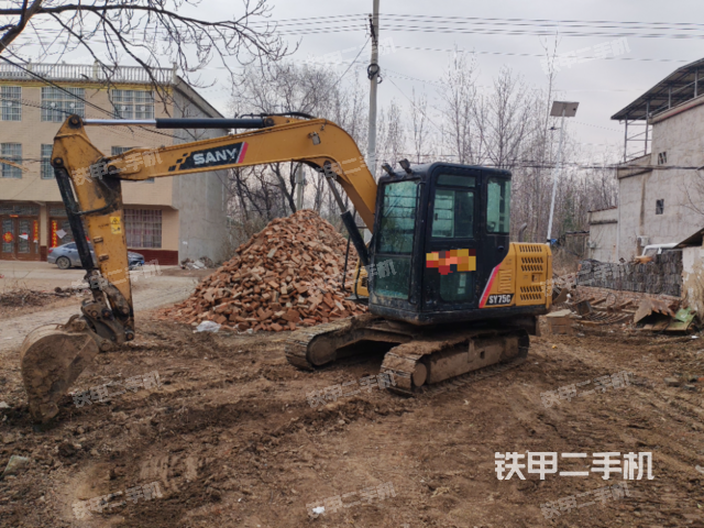 三一重工SY70C挖掘机