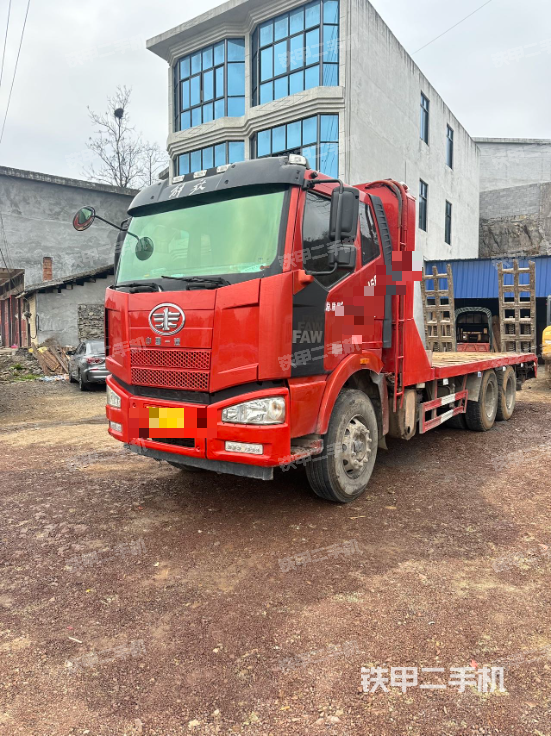 整机左侧（设备外观及核心部件）