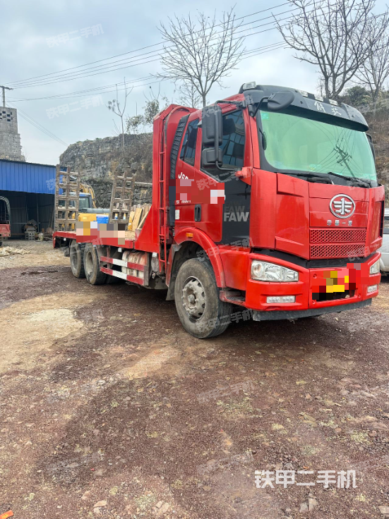 整机右侧（设备外观及核心部件）