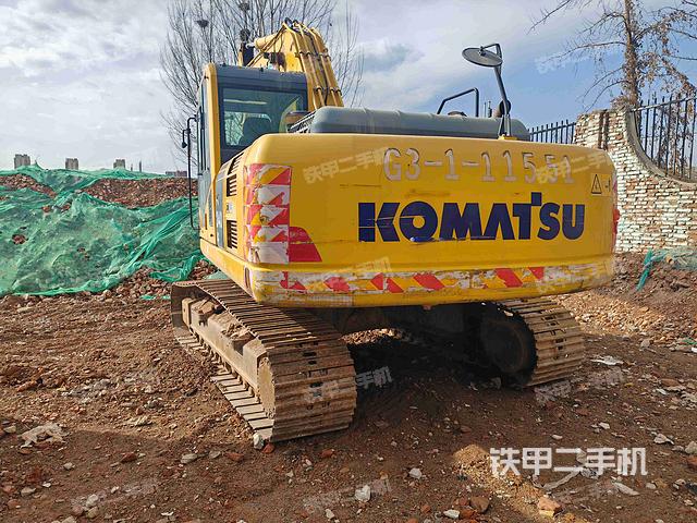 液壓泵艙室正面整體(整機(jī)外觀) 液壓泵艙室正面整體(整機(jī)外觀)