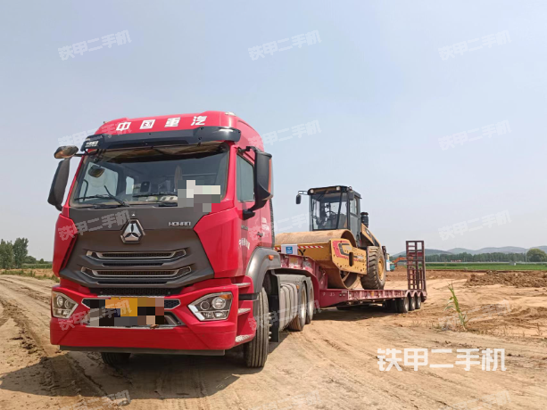 三一重工SSR260AC-8H压路机