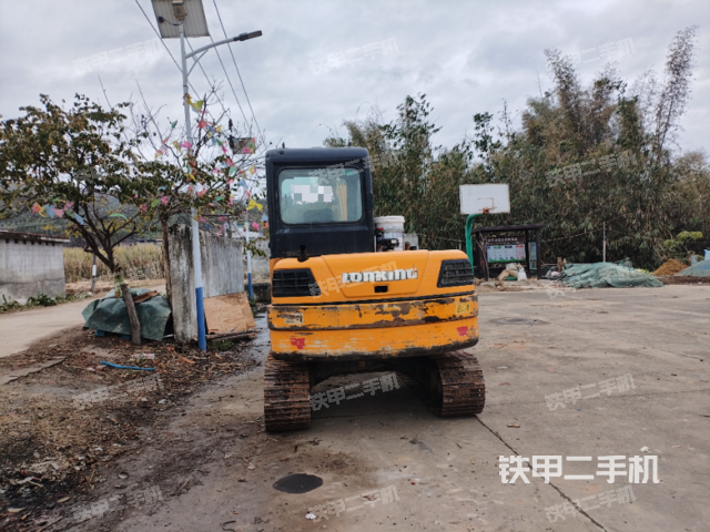 发动机整体俯视（整机外观）