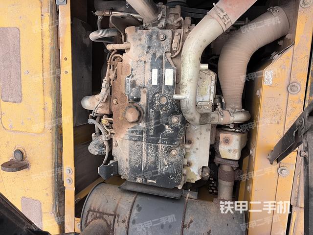 發(fā)動(dòng)機(jī)整體俯視(整機(jī)外觀) 發(fā)動(dòng)機(jī)整體俯視(整機(jī)外觀)