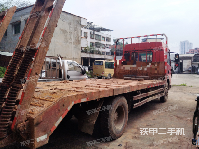 整機(jī)右后45°（設(shè)備外觀及核心部件）