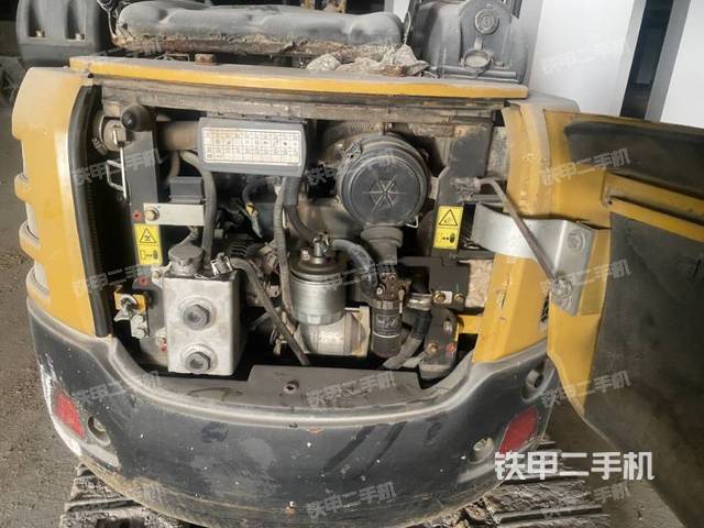 發(fā)動(dòng)機(jī)整體俯視(整機(jī)外觀(guān)) 發(fā)動(dòng)機(jī)整體俯視(整機(jī)外觀(guān))