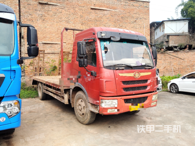 整機(jī)右側(cè)（設(shè)備外觀及核心部件）