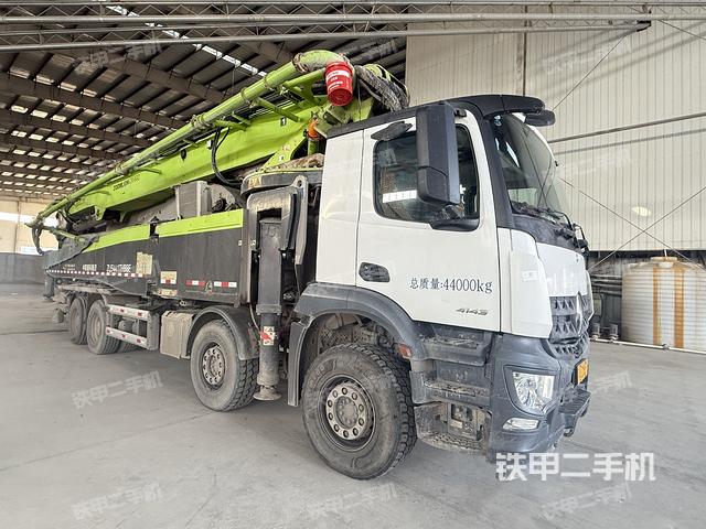 整機(jī)右側(cè)(設(shè)備外觀及核心部件) 整機(jī)右側(cè)(設(shè)備外觀及核心部件)