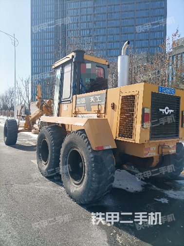 整机右后45°（设备外观及核心部件）