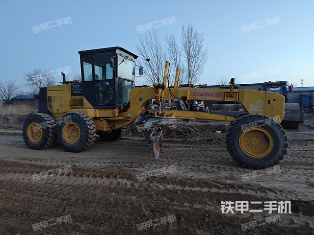 整機左側(設備外觀及核心部件) 整機左側(設備外觀及核心部件)