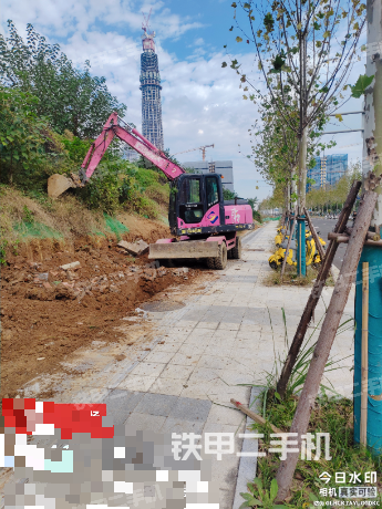 驾驶室整体（整机外观）