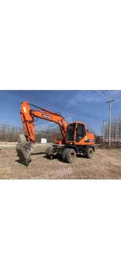 駕駛室整體（整機外觀）