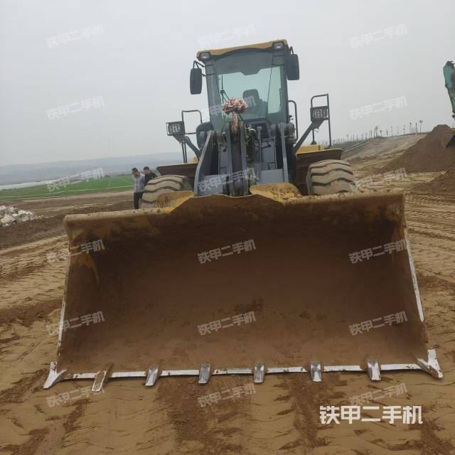 工作装置整体（整机外观及大件）