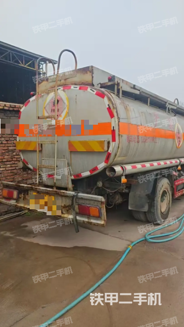 整机右后45°（设备外观及核心部件）