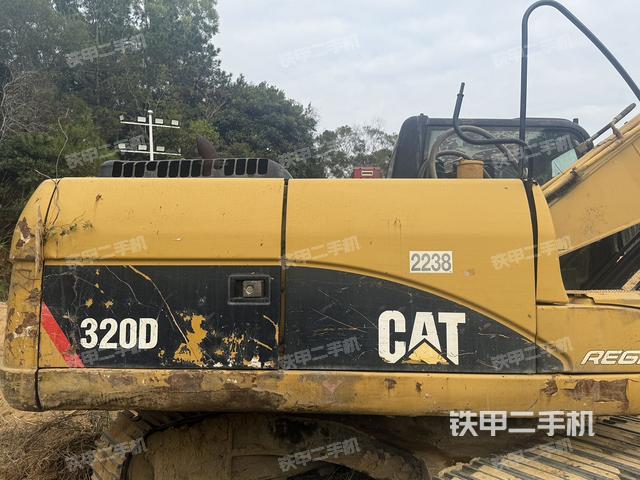 整機(jī)右后45°(整機(jī)外觀) 整機(jī)右后45°(整機(jī)外觀)