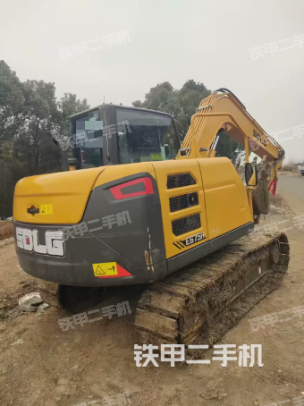 整機(jī)右后45°(整機(jī)外觀) 整機(jī)右后45°(整機(jī)外觀)