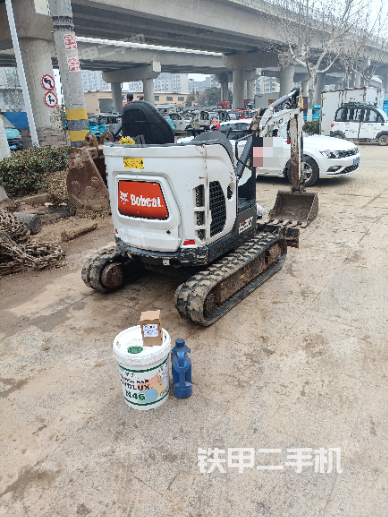 单侧履带整体（整机外观）