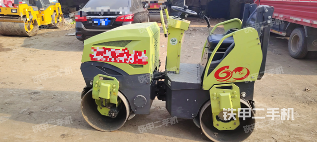 整機(jī)左側(cè)（設(shè)備外觀及核心部件）