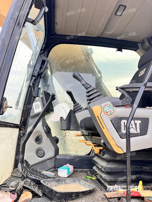 駕駛室整體（整機(jī)外觀）