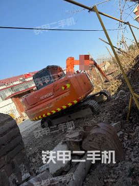 整機(jī)右后45°(整機(jī)外觀) 整機(jī)右后45°(整機(jī)外觀)