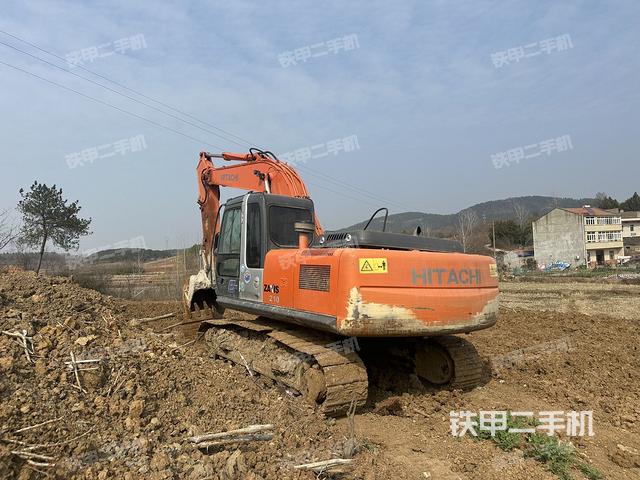 整機(jī)右后45°(整機(jī)外觀) 整機(jī)右后45°(整機(jī)外觀)