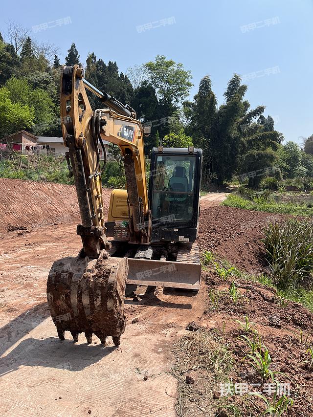 整机右后45°（整机外观）