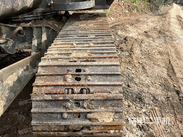 單側履帶整體(整機外觀) 單側履帶整體(整機外觀)