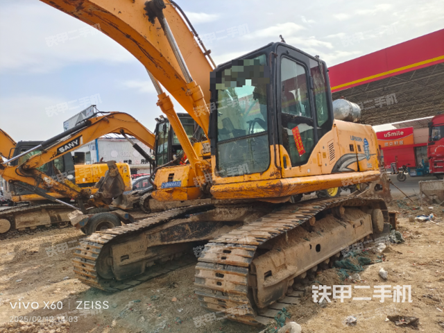 單側(cè)履帶整體（整機外觀）