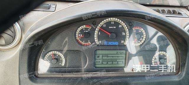 駕駛室操作臺(tái)（整機(jī)外觀及大件）