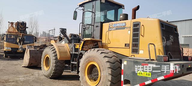 工作裝置整體（整機(jī)外觀及大件）