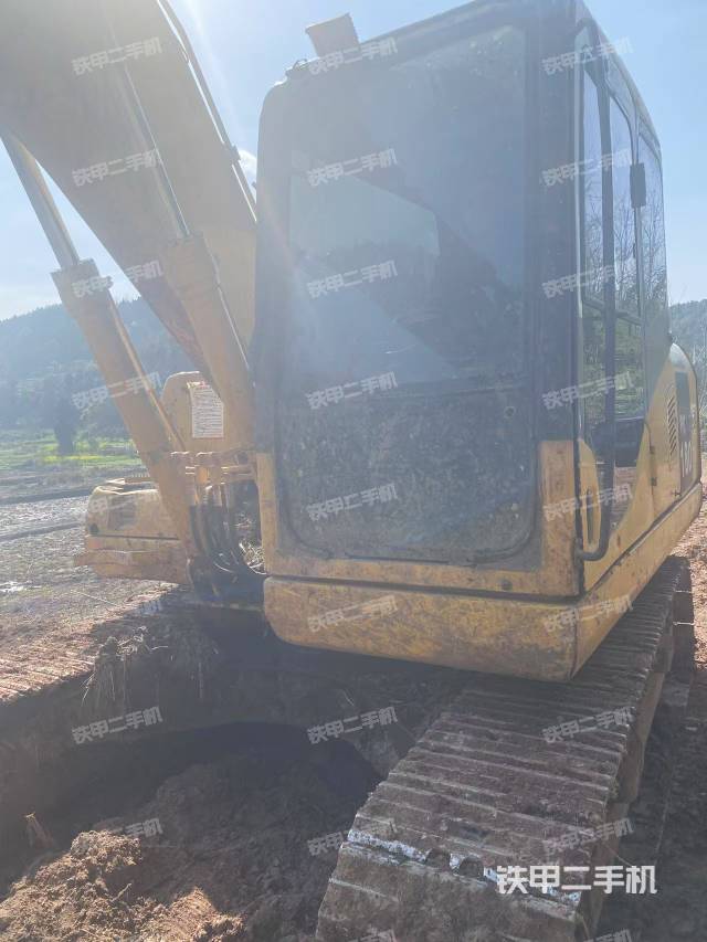 单侧履带整体（整机外观）