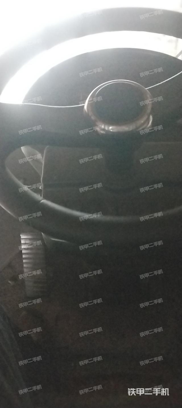 駕駛室工作臺（整機(jī)外觀及大件）