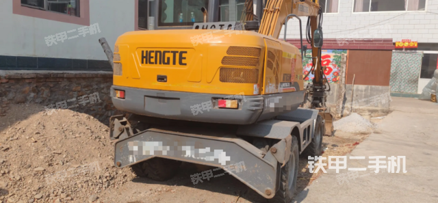 整機右后45°（整機外觀）