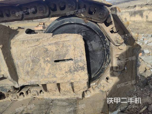 单侧履带整体（整机外观）