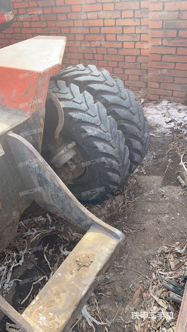 单侧履带整体（整机外观）